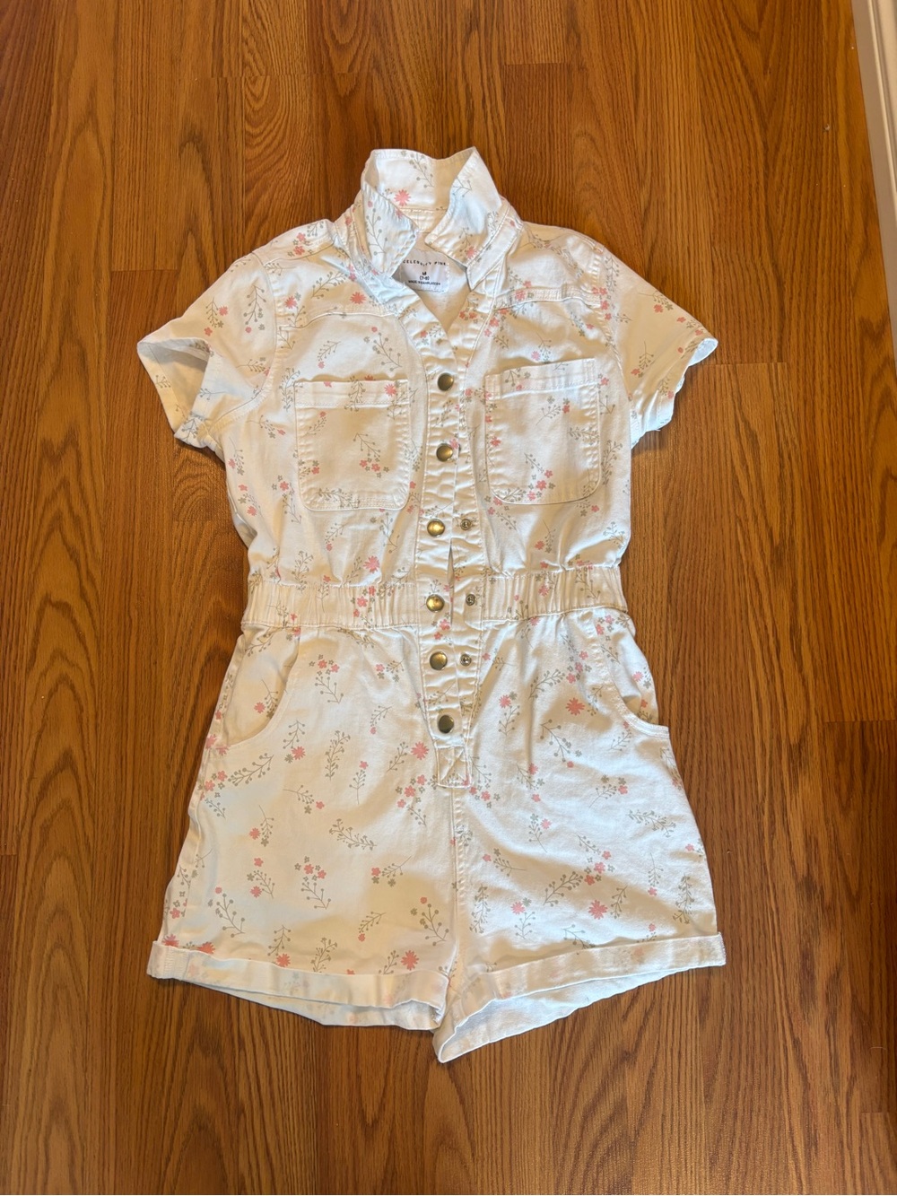 Celebrity Pink White Short-Sleeve Floral One-Piece Romper